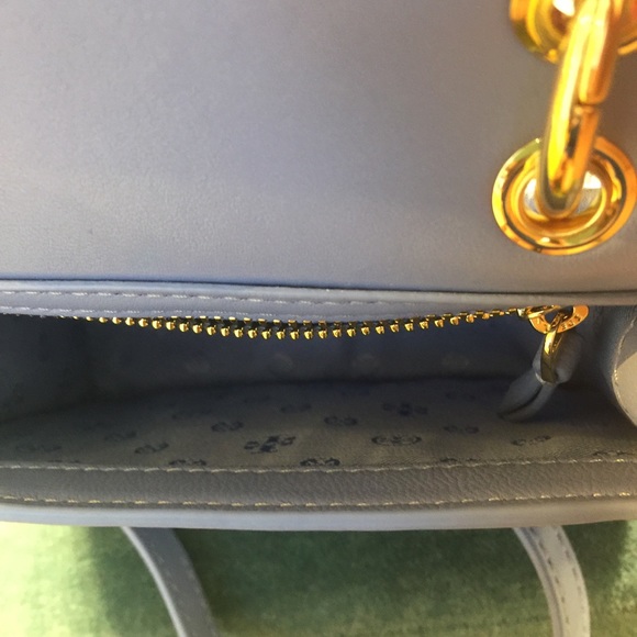 Tory Burch Alexa Mini Shoulder Bag - Picture 8 of 8